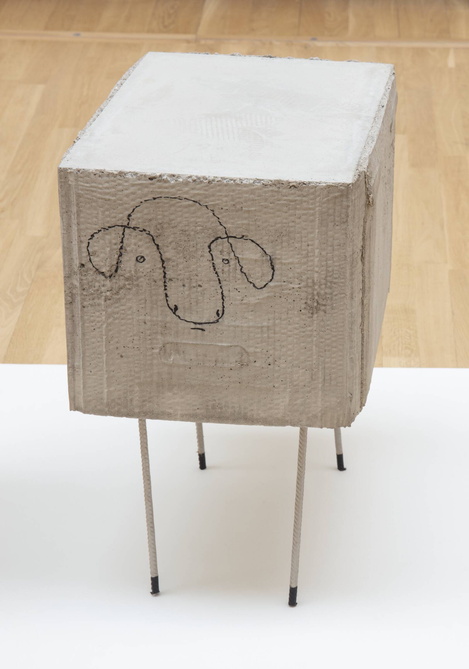 Uden titel (stort får 4), Judith Hopf, 2013