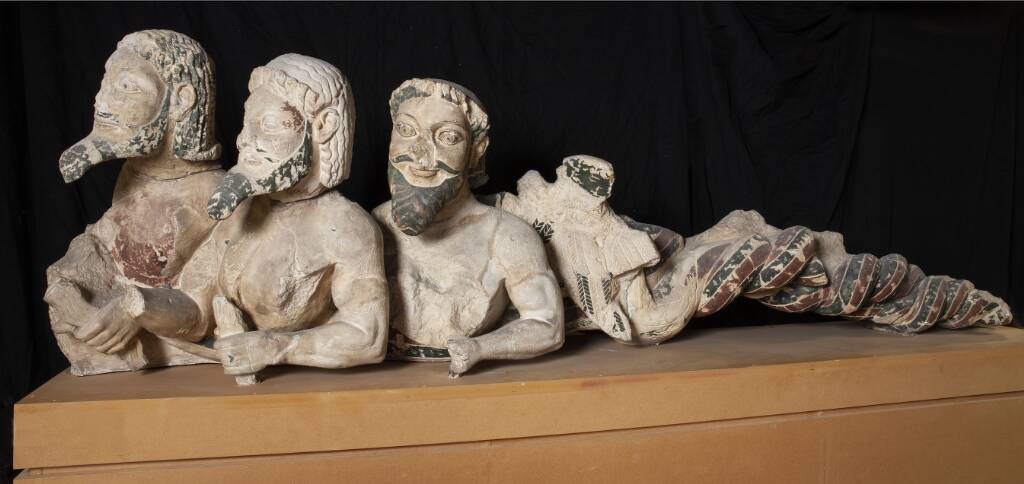 Blåskæg, Typhon, Ubekendt