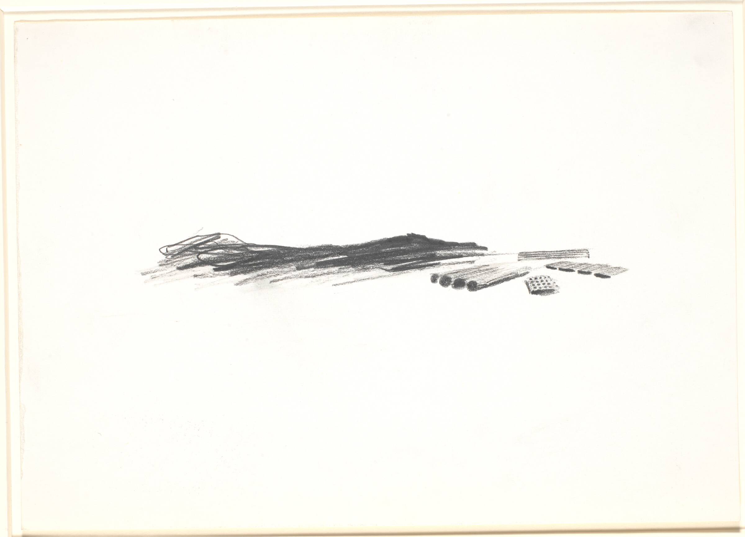 Tegning. Omkring kunstnerens installationer af våben og redskaber, Nina Sten-Knudsen, 1980