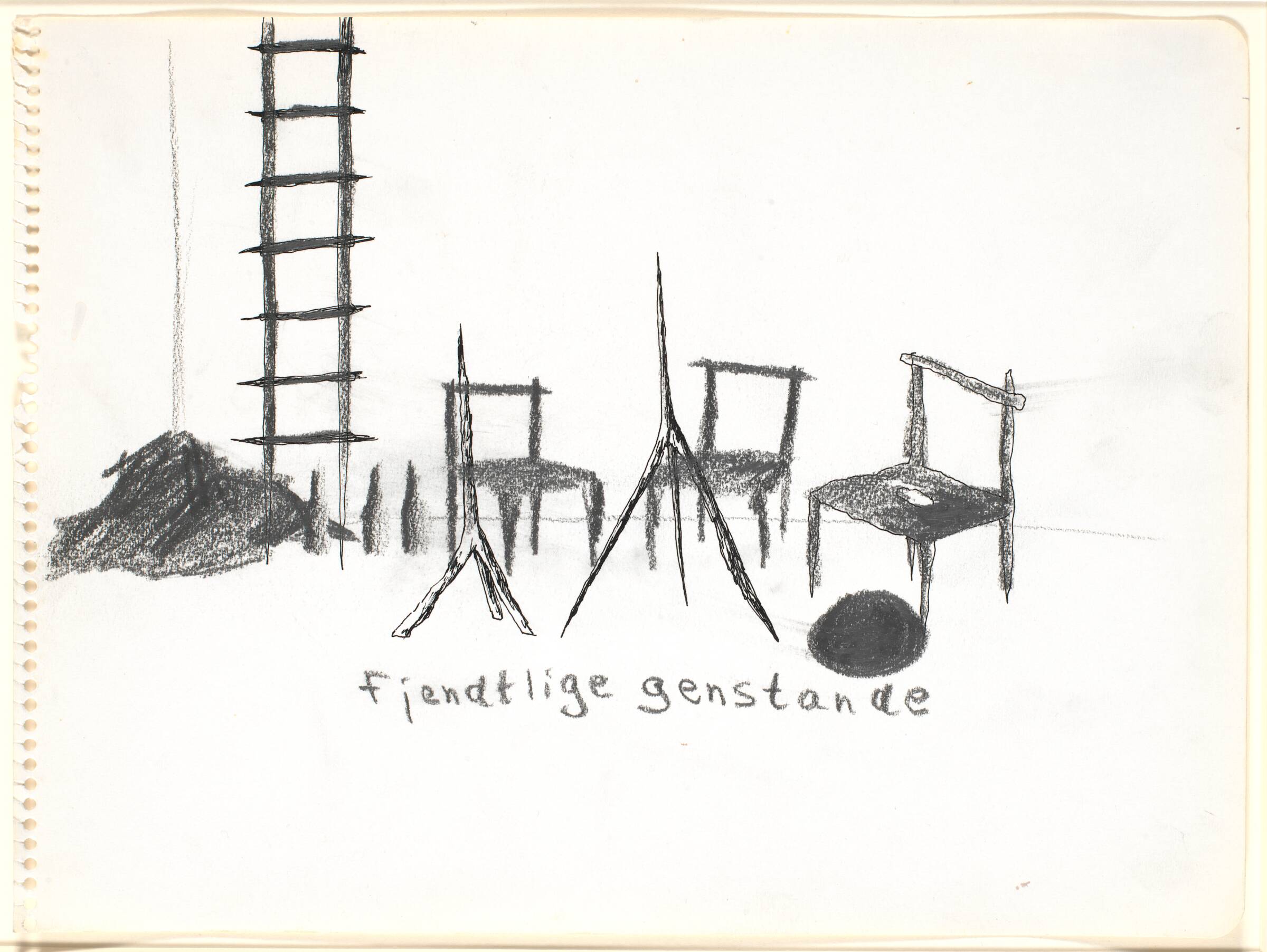 Tegning. Stole, stige, m.m.. Tegning omkring kunstnerens installation af våben og redskaber, Nina Sten-Knudsen, 1980