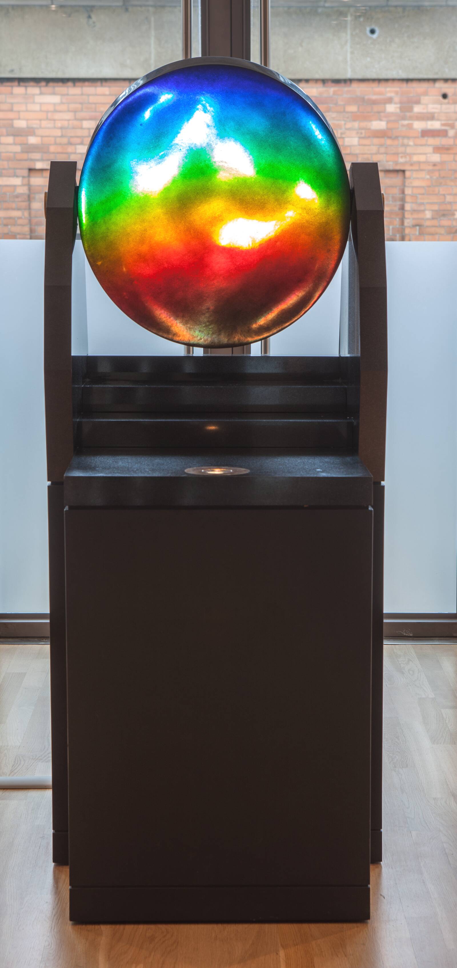 Rainbow Sphere, Frithioff Johansen, 1999