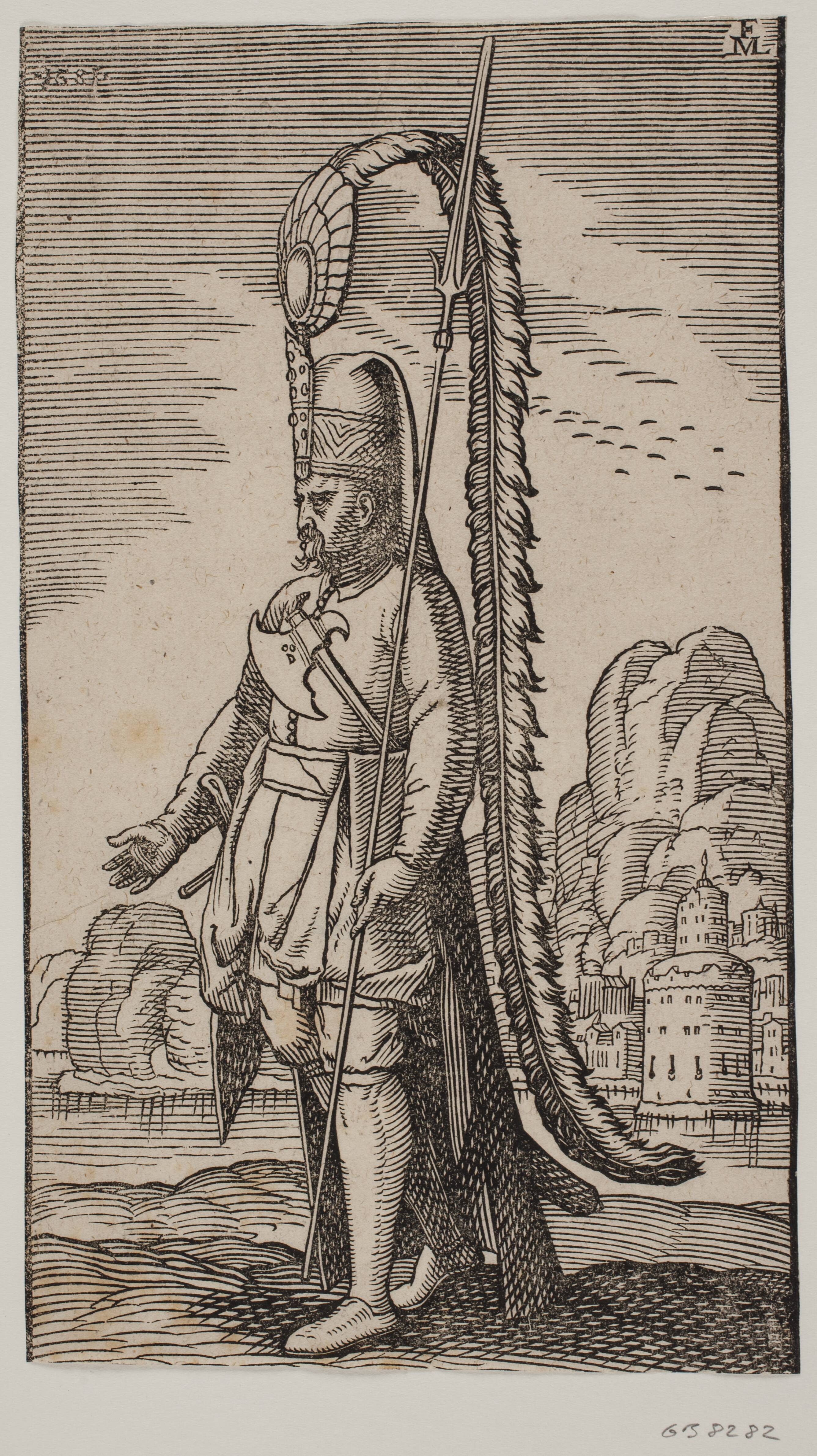 Stående soldat ved en klippekyst, hinsides vandet en by; hans hovedbeklædning er smykket med en ekstremt lang fjerprydelse