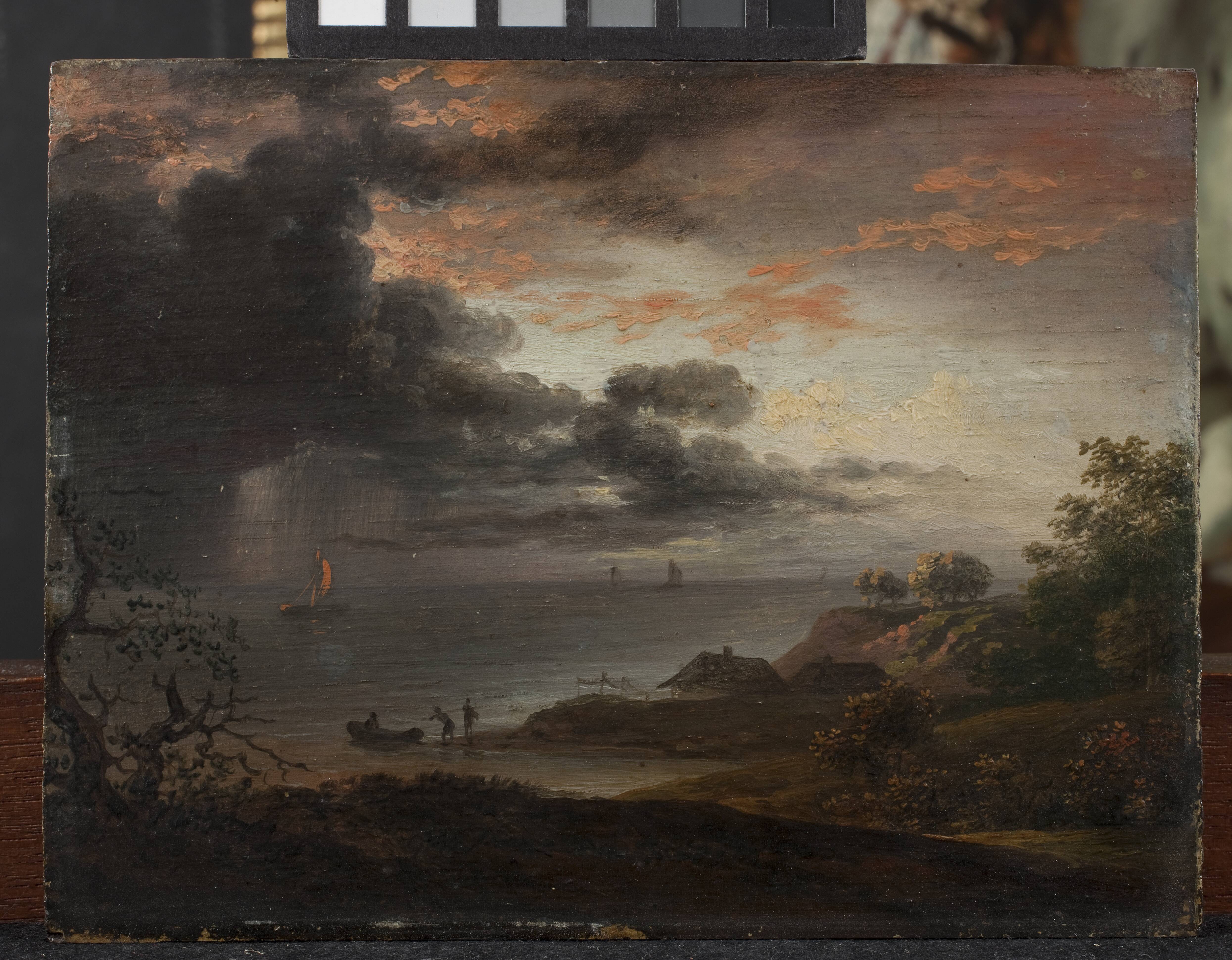 Tordenregn nedstyrtende i havet