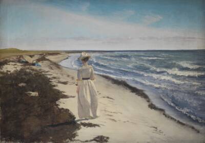 Dame ved Karrebæksminde Strand