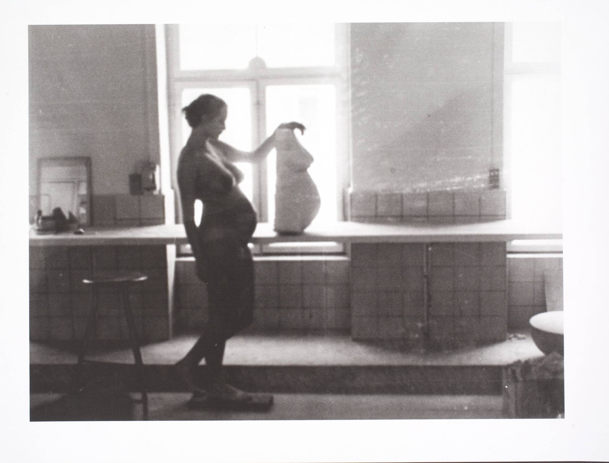 Omstændigheder, Kirsten Justesen, 1973