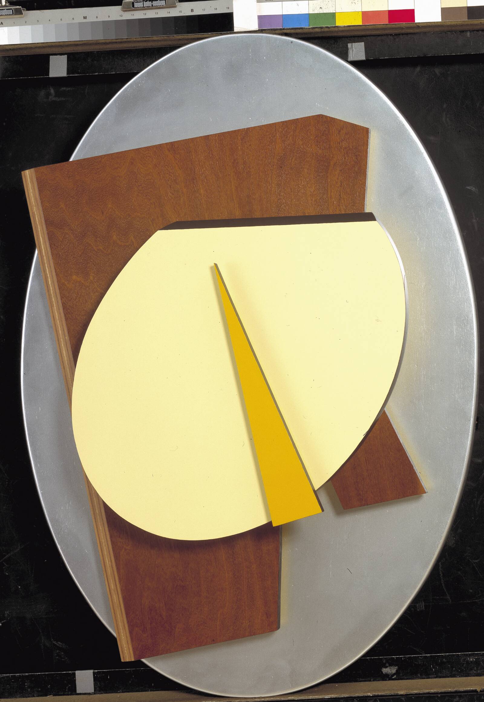 Ovalt relief, Richard Mortensen, 1974