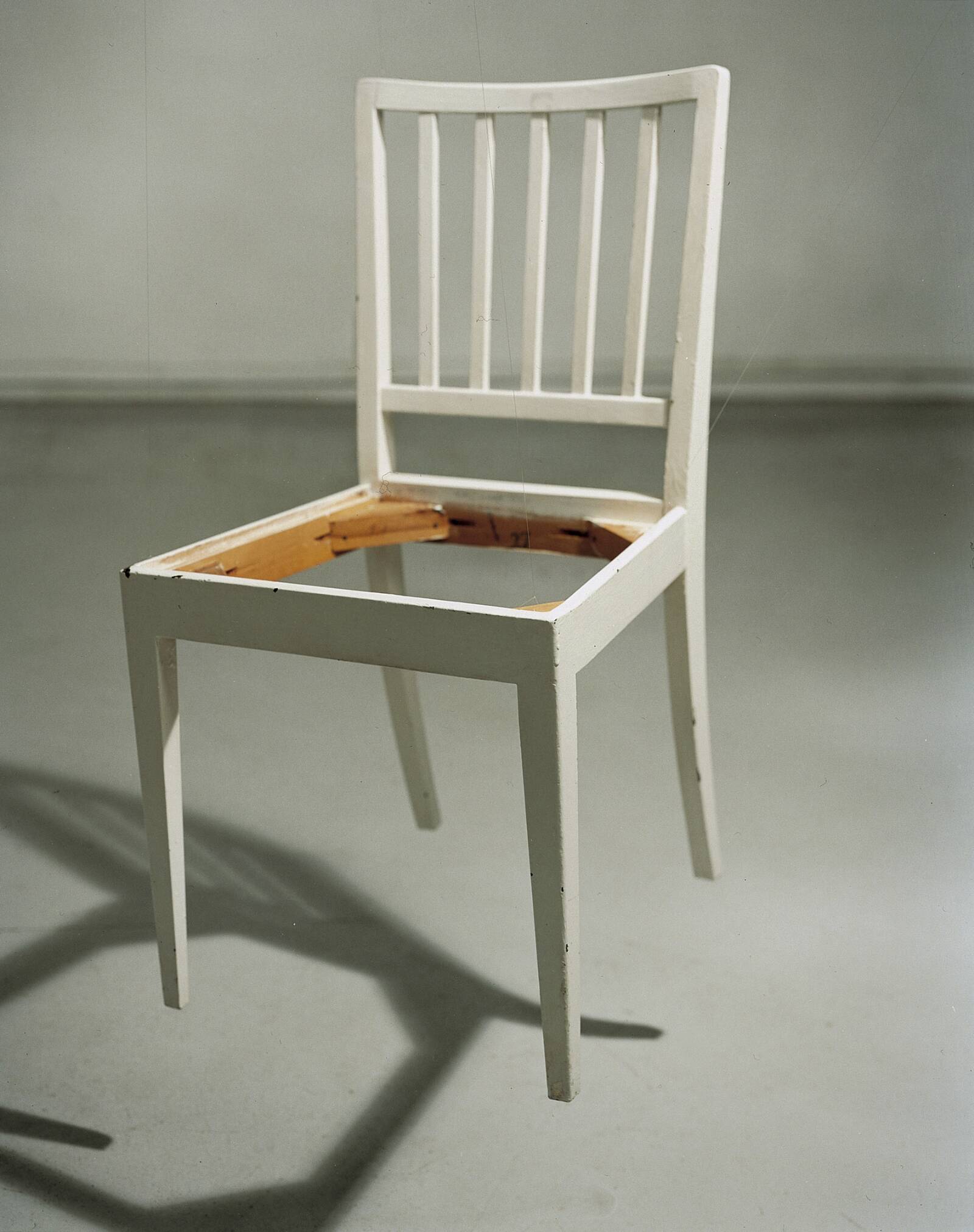Filosofisk stol, Annika von Hausswolff, 2003